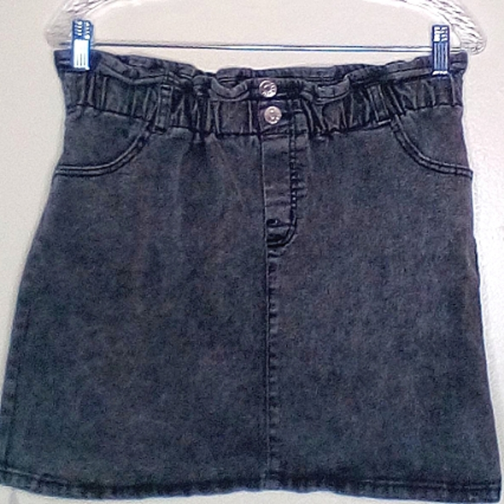 Justice Girls Size 18 Plus Paper Bag Skirt Black.